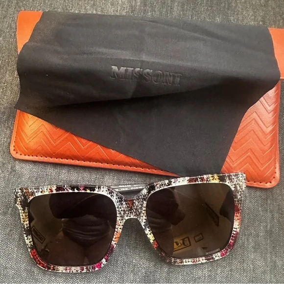 NEW Missoni Over Sized Sunglasses with Case